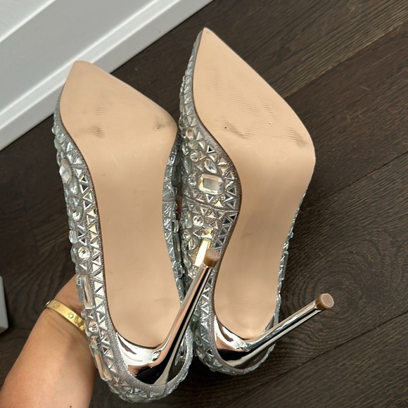 Steve Madden Rhinestone pointed pump 7 - Picture 5 of 6